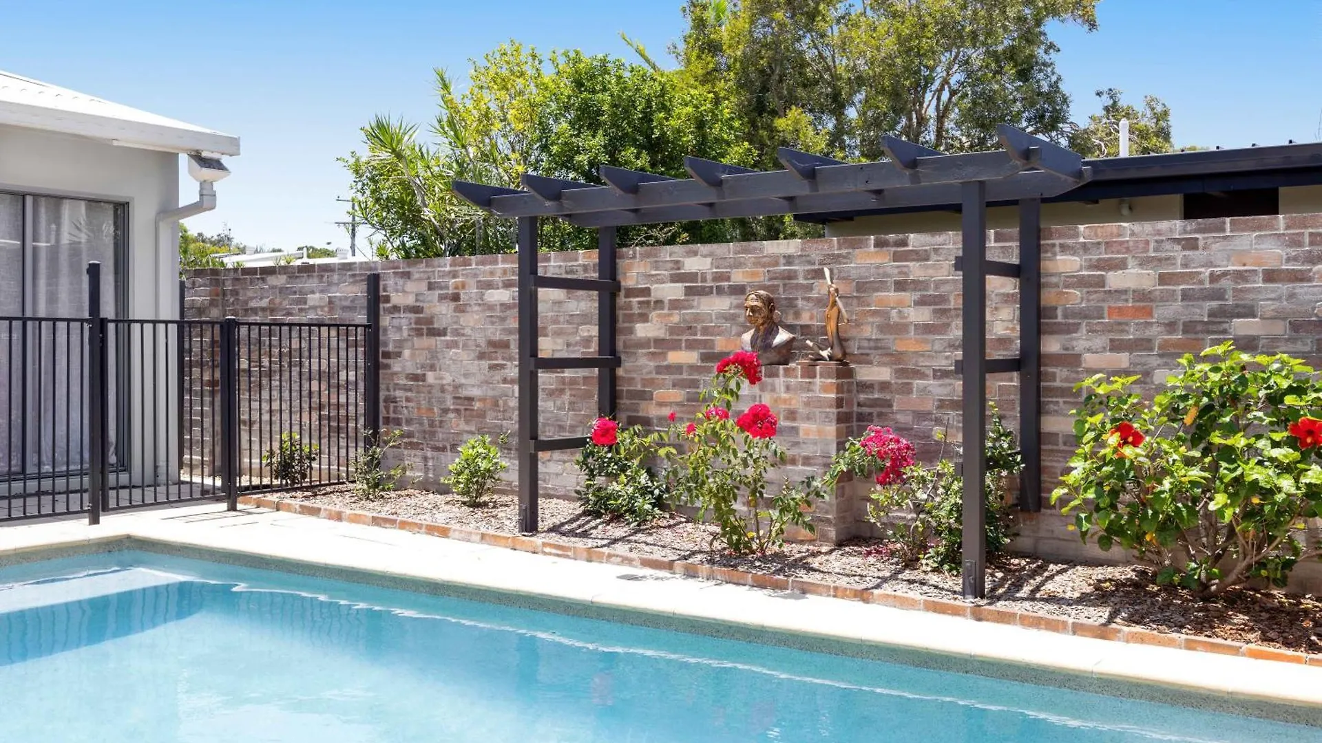 Sunshine Coast Beach Holiday Home Caloundra