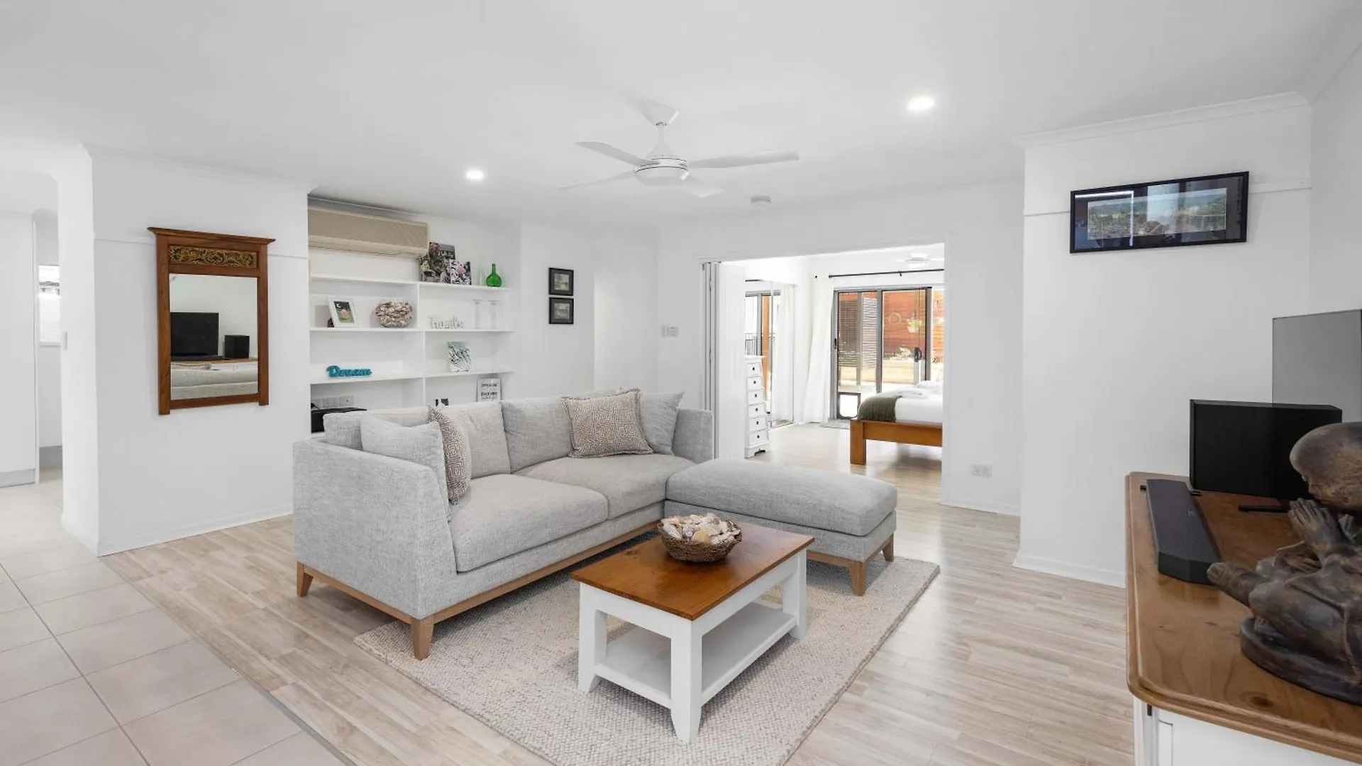 Sunshine Coast Beach Holiday Home Caloundra