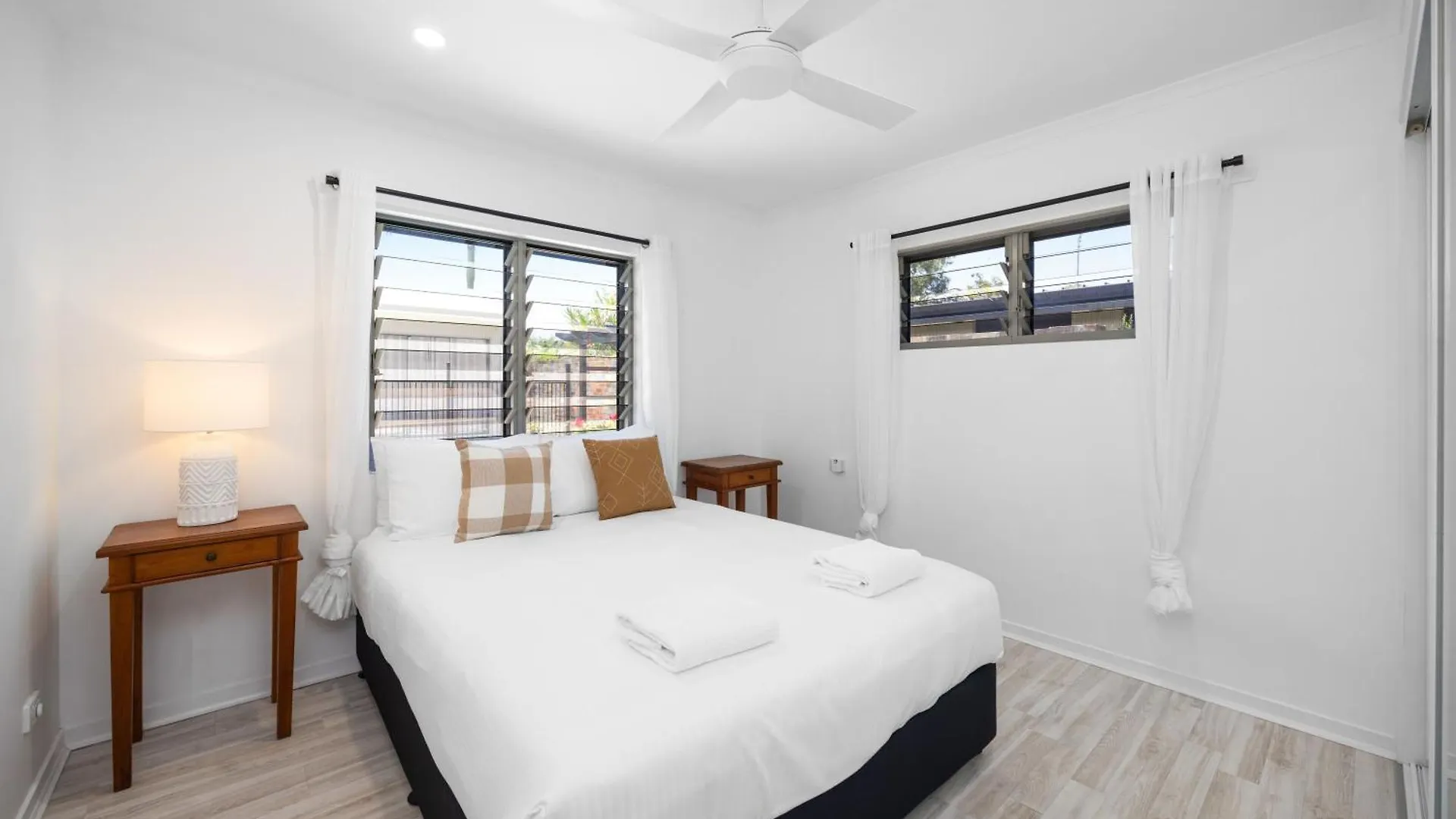 Sunshine Coast Beach Holiday Home Caloundra