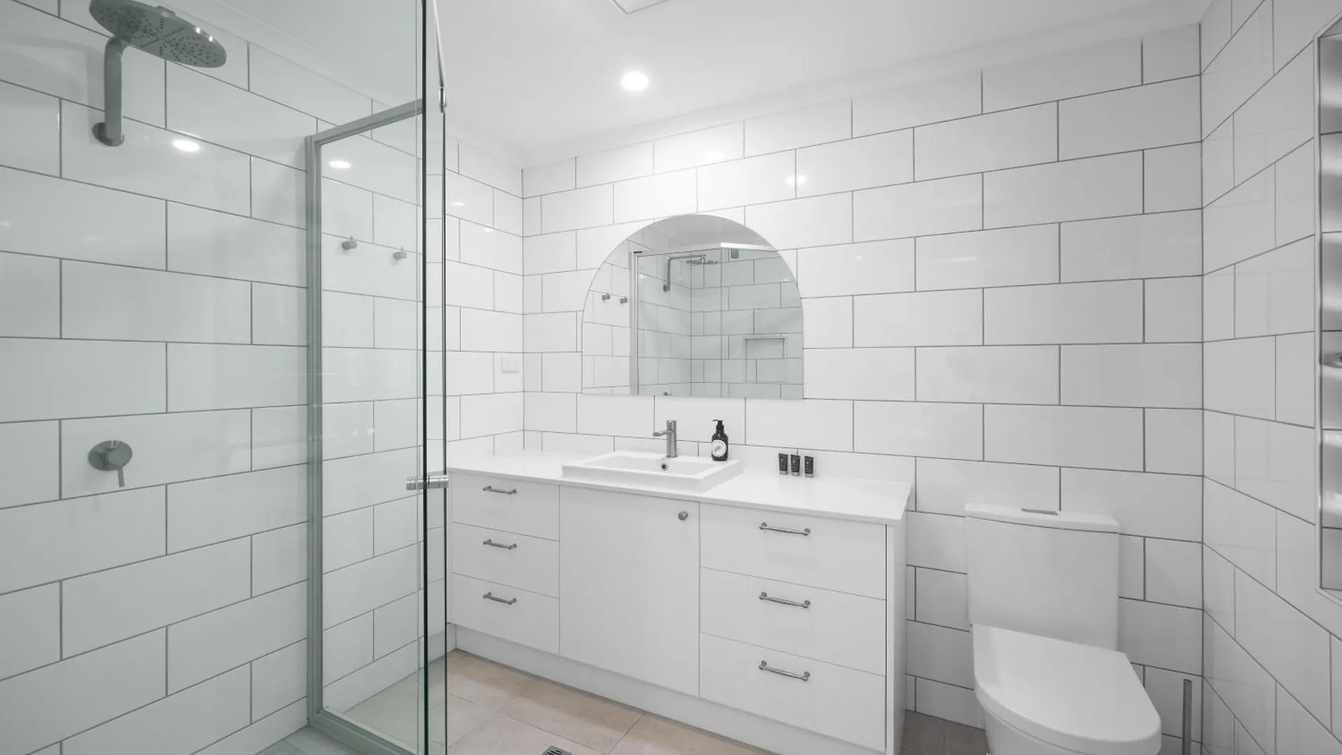 Sunshine Coast Beach Holiday Home Caloundra