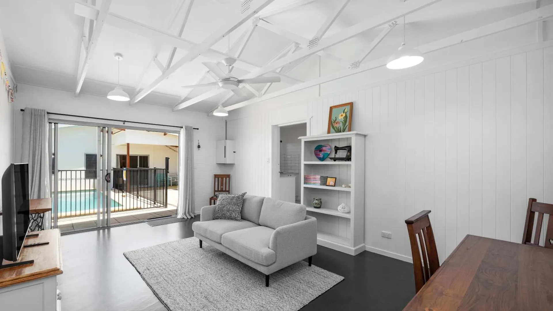 Sunshine Coast Beach Holiday Home Caloundra 0*,  Australia