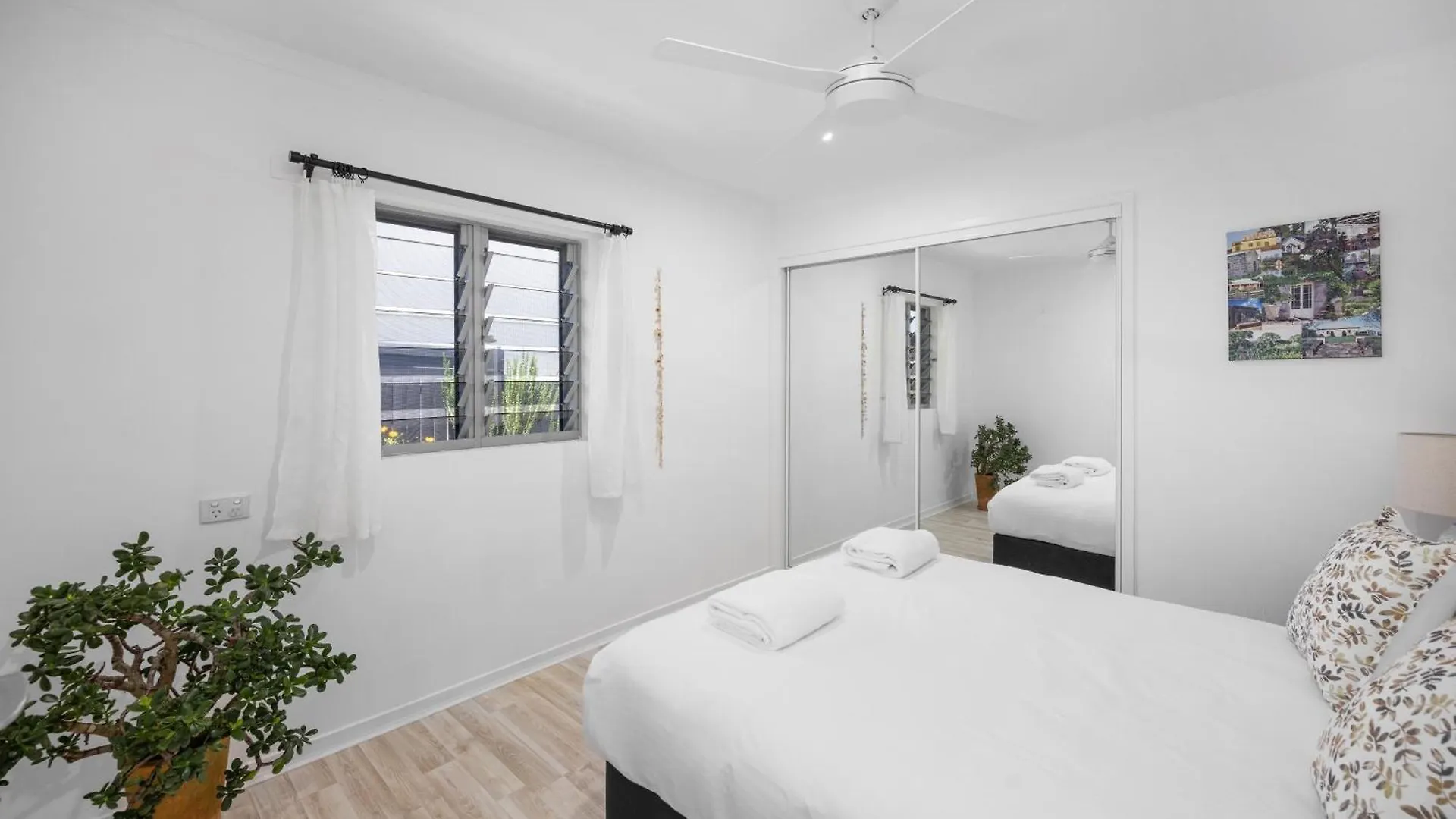 Sunshine Coast Beach Holiday Home Caloundra